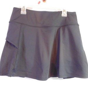 Peach Yuko Skort. Activewear/Tennis/Golf Black Size small.